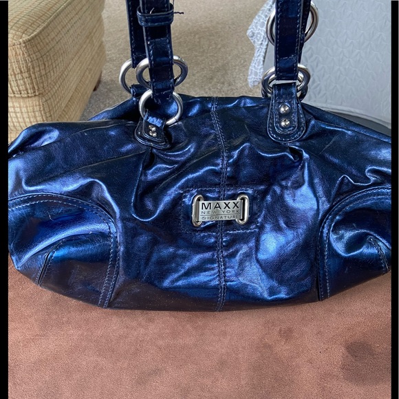 Lots of good reviews Maxx New York Signature Handbag - koei-pro.com